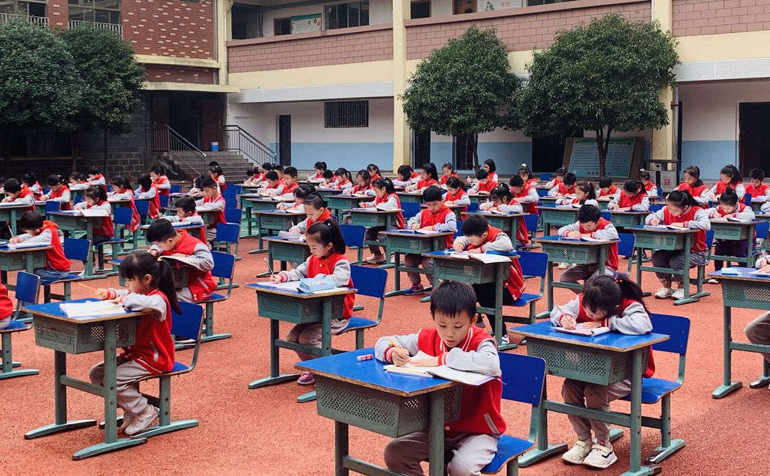 寫字1_副本_副本.jpg 寫字1_副本_副本.jpg