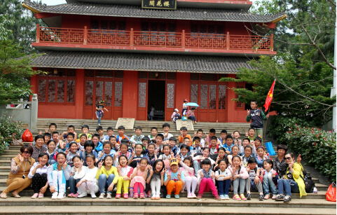 現(xiàn)外象湖校區(qū)組織學生開展春游活動