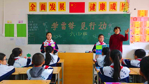 南昌現(xiàn)代外國(guó)語(yǔ)學(xué)校(象湖校區(qū)) 組織開(kāi)展“尋找雷鋒足跡 弘揚(yáng)雷鋒精神”主題教育月活動(dòng)